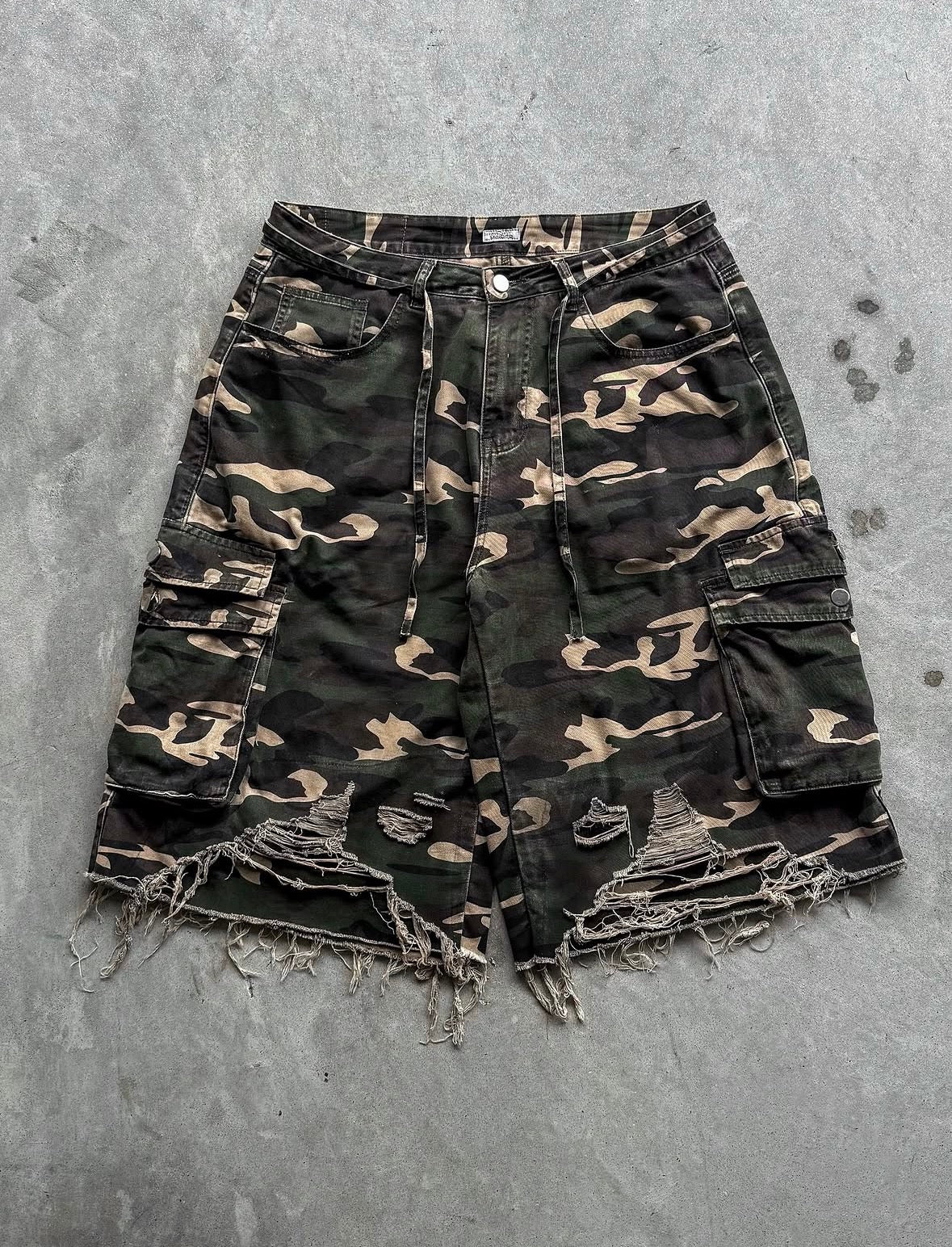 Camo jorts