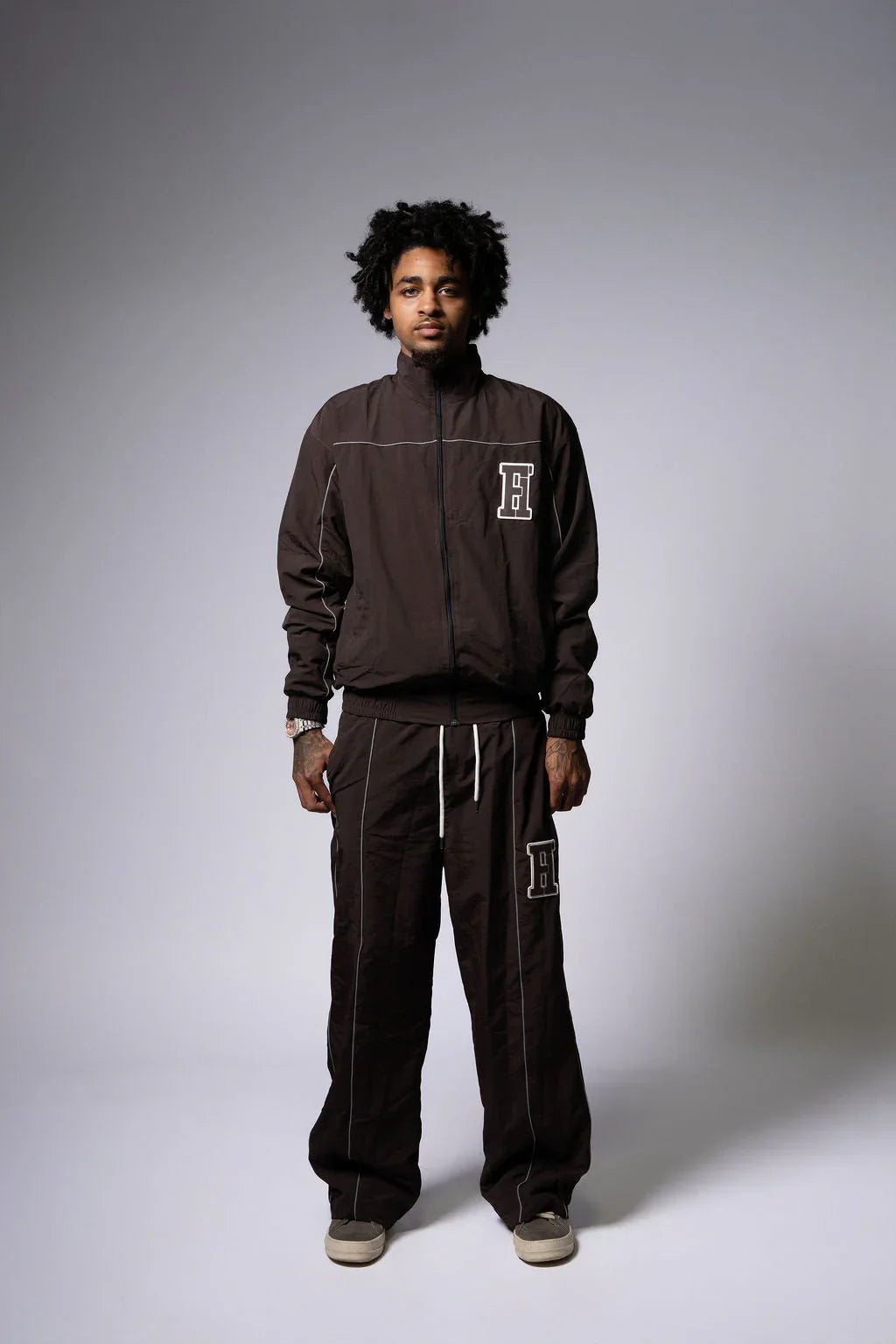 Essential Winderbreaker Tracksuit Brown